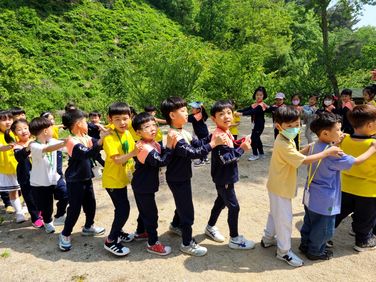 유치원 배꼽애벌레관찰  사진